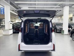 Toyota Vellfire Crown Hybrid 2.5L Premium Edition - ფოტო 15