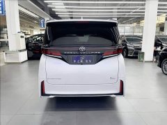 Toyota Vellfire Crown Hybrid 2.5L Premium Edition - ფოტო 5
