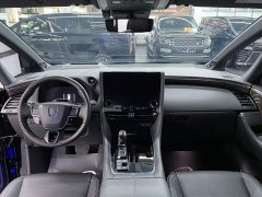 Toyota Vellfire Crown Hybrid 2.5L Executive Premier Edition - ფოტო 7