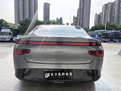 XPeng P7 P7i 702 Max - ფოტო 8
