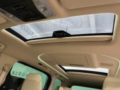 Toyota Alphard Hybrid 2.5L Premium Edition - ფოტო 12