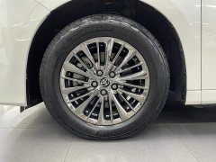Toyota Alphard Hybrid 2.5L Premium Edition - ფოტო 15
