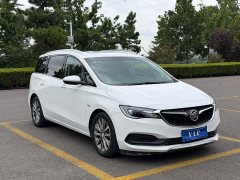 Buick GL6 323T Hybrid Connected Luxury - ფოტო 1