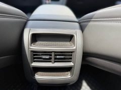 Cadillac XT5 2.0T AWD Luxury (Hummingbird Edition) - ფოტო 11