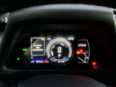 Lexus UX New Energy 2020 300e Pure Joy Edition - ფოტო 9