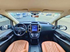 Mercedes-Benz Vito 2.0T Business Edition 7-Seater - ფოტო 5