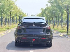 Tesla Model Y Standard Range RWD - ფოტო 12