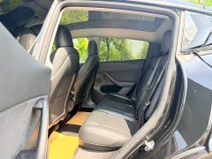 Tesla Model Y Standard Range RWD - ფოტო 8