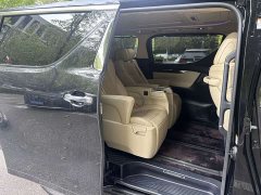 Toyota Alphard 2021 Hybrid 2.5L Luxury - ფოტო 9