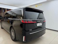Voyah Lantu Dreamchaser PHEV AWD Excellence Kunpeng Edition - ფოტო 4