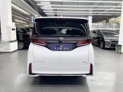 Toyota Vellfire Crown Hybrid 2.5L Executive Premier Edition - ფოტო 5