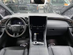 Toyota Vellfire Crown Hybrid 2.5L Executive Premier Edition - ფოტო 7