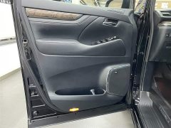Toyota Vellfire 2021 Crown Hybrid 2.5L HV Luxury Edition - ფოტო 14