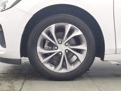 Buick Excelle Pro Comfort Edition - ფოტო 17