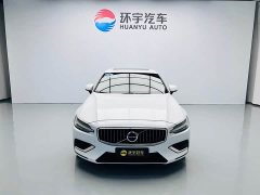 Volvo S60 B4 Smart Luxury Edition - ფოტო 2
