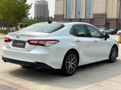 Toyota Camry 2.5G Luxury - ფოტო 6