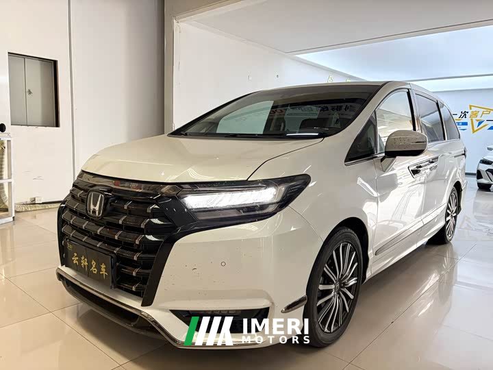 Honda Odyssey 2.0L e:HEV Premium - ავტომობილი ჩინეთიდან