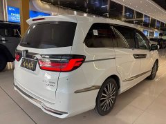 Honda Odyssey 2.0L e:HEV Premium - ფოტო 6