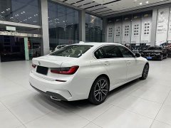 BMW 3 Series 325Li M Sport Package - ფოტო 4