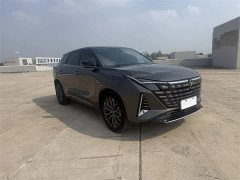 Changan UNI-Z 1.5T Luxury Version - ფოტო 3