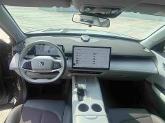 Changan UNI-Z 1.5T Luxury Version - ფოტო 5