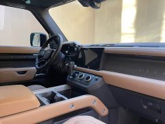 Land Rover Defender 110 3.0T P400 X-Dynamic HSE - ფოტო 12
