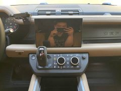 Land Rover Defender 110 3.0T P400 X-Dynamic HSE - ფოტო 14