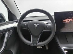Tesla Model Y Performance All-Wheel Drive - ფოტო 11
