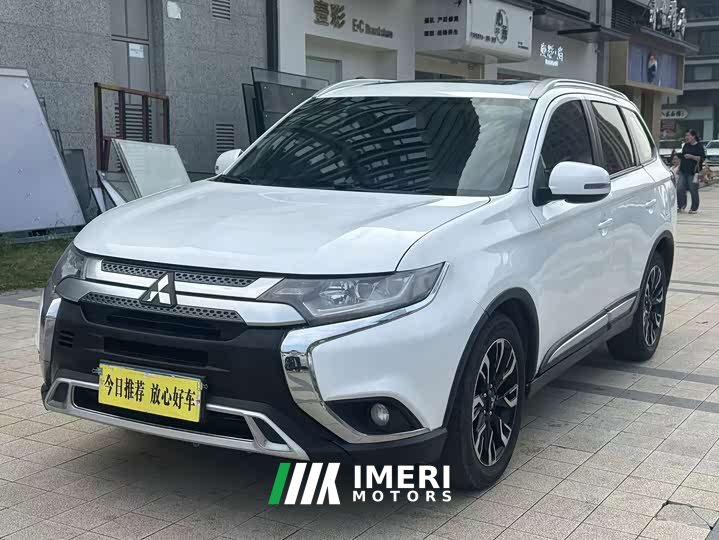 Mitsubishi Outlander 2.0L FWD Comfort 5-Seater - ავტომობილი ჩინეთიდან