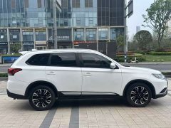 Mitsubishi Outlander 2.0L FWD Comfort 5-Seater - ფოტო 6