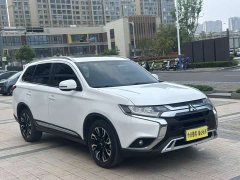 Mitsubishi Outlander 2.0L FWD Comfort 5-Seater - ფოტო 7
