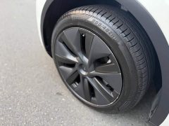 Tesla Model Y Rear-Wheel Drive - ფოტო 10