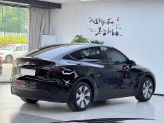 Tesla Model Y 2022 Facelift Rear-Wheel Drive - ფოტო 3