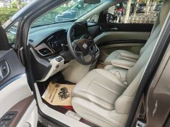 Buick GL8 Land Business Class Comfort Edition - ფოტო 6