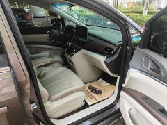 Buick GL8 Land Business Class Comfort Edition - ფოტო 8