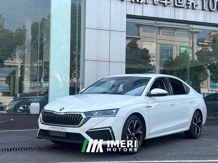 Skoda Octavia Facelift PRO TSI280 Premium Edition