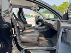 Tesla Model Y Standard Range RWD - ფოტო 7