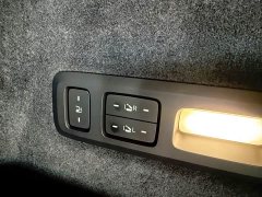 Nio Lerado L90 Max Six-Seater - ფოტო 16