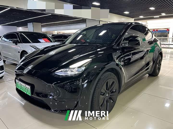 Tesla Model Y Facelift Rear-Wheel Drive