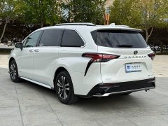 Toyota Gravia 2.5L Hybrid Prestige Plus AWD - ფოტო 7