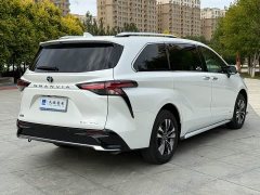 Toyota Gravia 2.5L Hybrid Prestige Plus AWD - ფოტო 9
