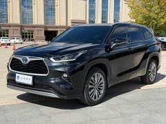Toyota Highlander Hybrid 2.5L AWD Premium 7-Seater - ფოტო 1