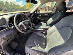 Toyota Highlander Hybrid 2.5L AWD Premium 7-Seater - ფოტო 4