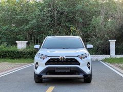 Toyota RAV4 2.0L CVT FWD Fashion Plus Edition - ფოტო 2