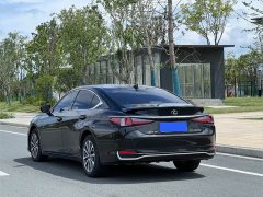 Lexus ES 2022 300h Excellence Edition - ფოტო 4