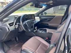 Lexus ES 2022 300h Excellence Edition - ფოტო 7