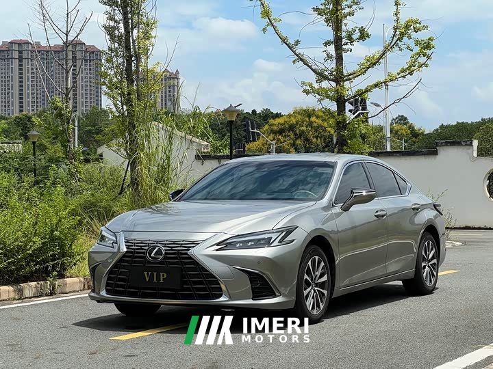 Lexus ES 200 Premium Edition - ავტომობილი ჩინეთიდან