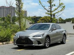 Lexus ES 200 Premium Edition - ფოტო 1