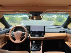 Lexus ES 200 Premium Edition - ფოტო 8