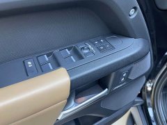 Land Rover Defender 110 3.0T P400 X-Dynamic HSE - ფოტო 18